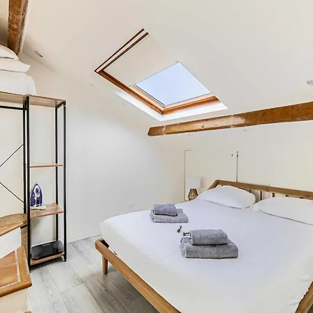 Apartment Charming Heart Of Suquet Neighborhood Cannes